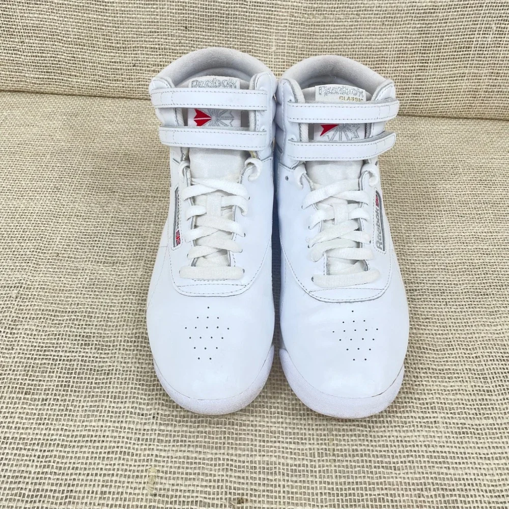 Reebok Freestyle Hi Womens White Leather High Top Sneakers 2431 Size 10